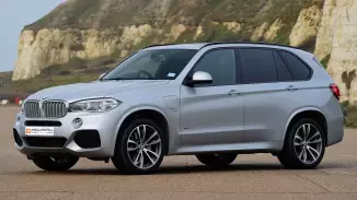 Vagány BMW X5 30D bérlése