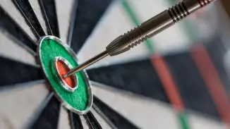 Darts és finom pia(benne van az árban) a Darts Terminalban