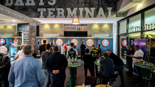 Darts és finom pia(benne van az árban) a Darts Terminalban 3