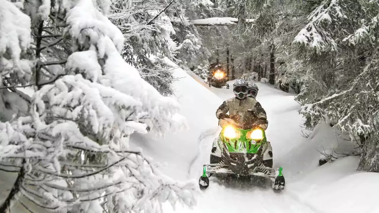 Motorosszán túra 1 napos 2 éjszakás a Bihari hegyekben szálással fő kép