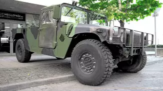 Igazi katonai Hummer ,HUMVEE utcai élményvezetés