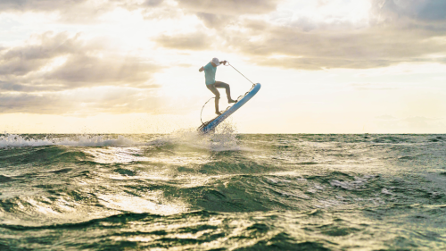 Balatoni hullámok újratöltve! – Jetsurf élmény Balatonkenesén 4