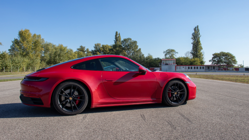 Porsche 911 élményvezetés az M-Ringen – hétköznap/hétvégén 6