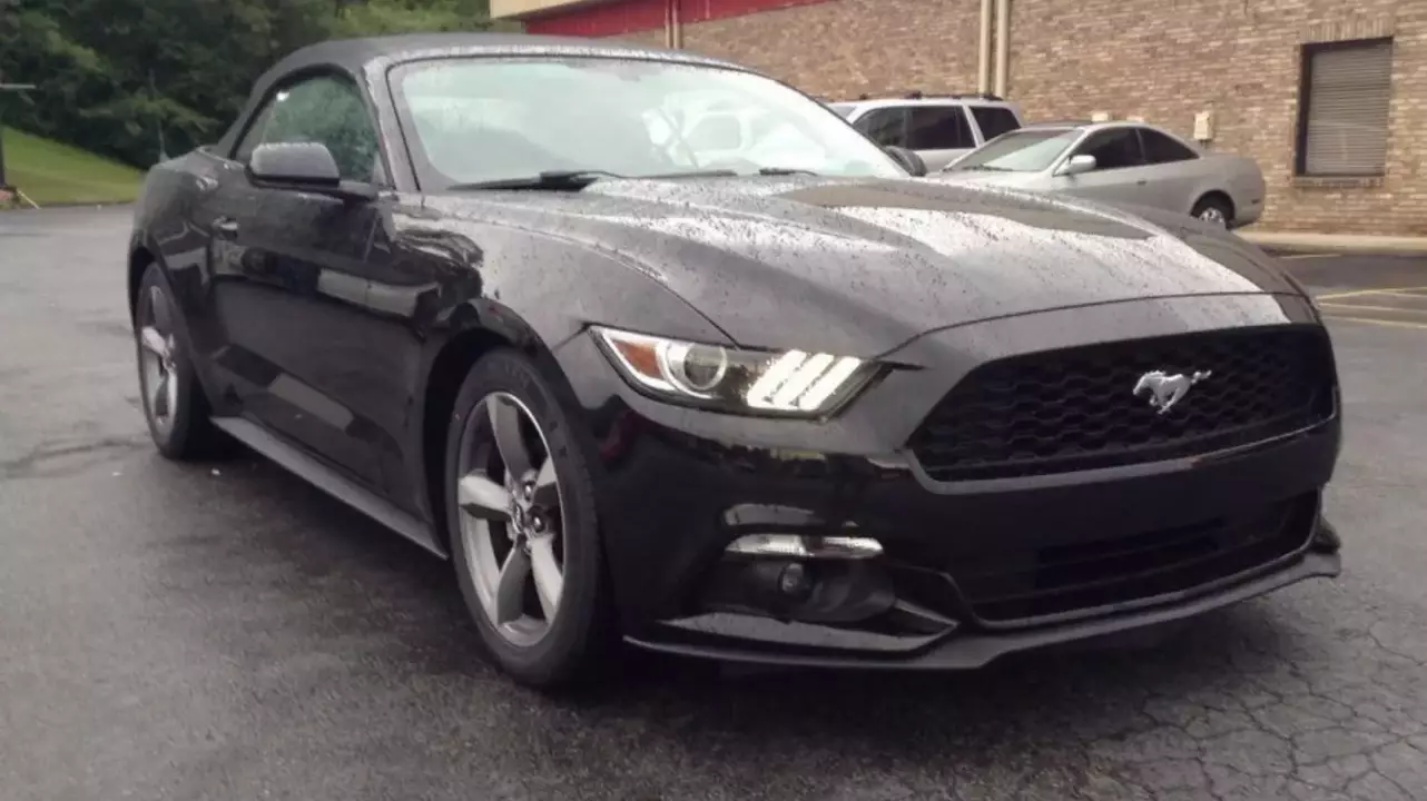 Ford Mustang 5.0 GT V8 CONVERTIBLE autópályás élményvezetés fő kép