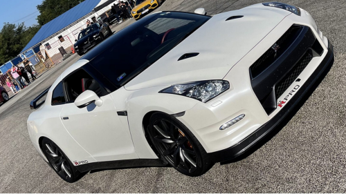 Nissan GTR utcai élményvezetés 4