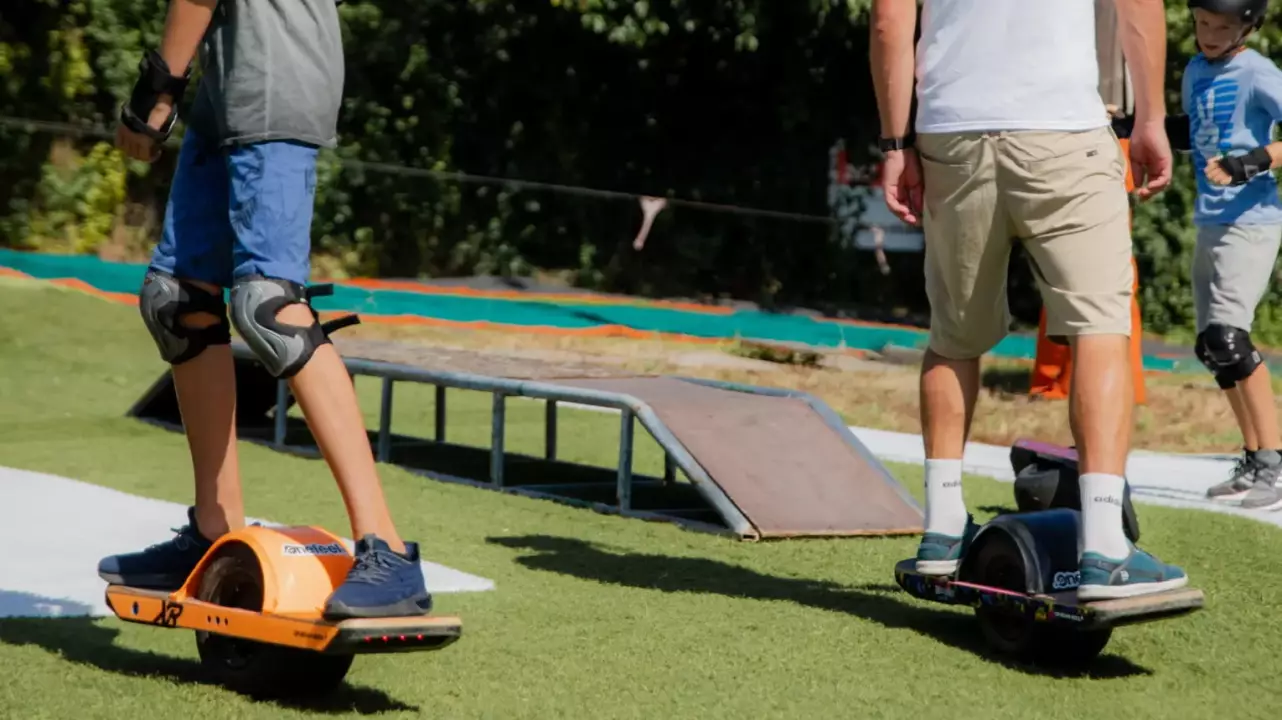 OneWheel élményoktatás főszezonban Budapesten fő kép