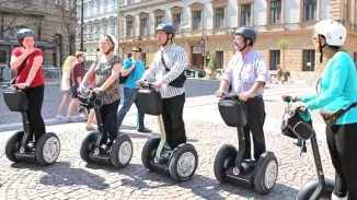 Csapatban Segway túra a Hősök terére akár cégesen