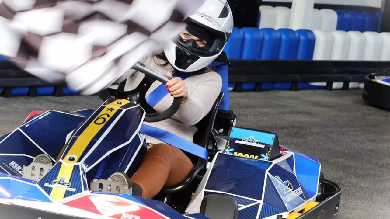 Gokart élmény Székesfehérváron – Ahol a tempó a Te kezedben van! fő kép
