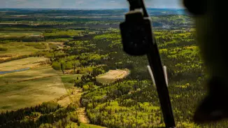 15 perces helikopteres repülés a Petesmalmi vidrapark felett