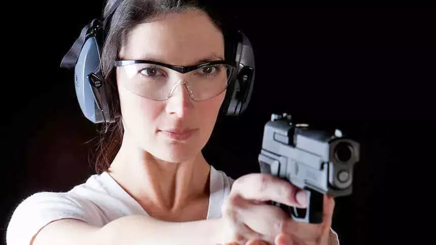 Glock élménylövészeti lövészeti csomag a BTK Shooting Arena lőtéren fő kép